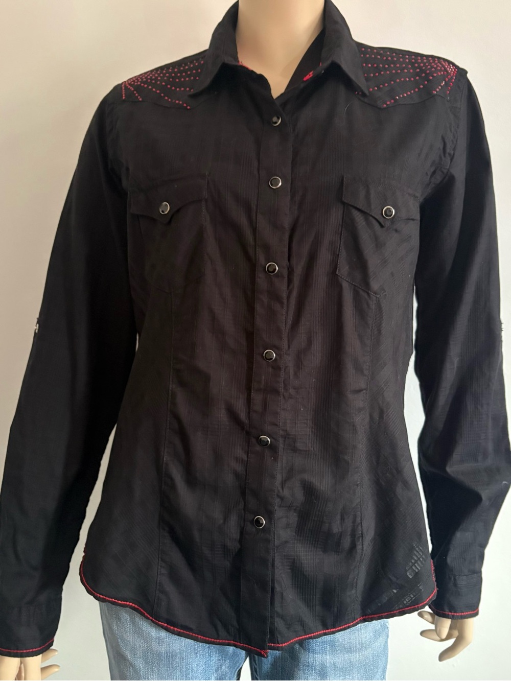 Panhandle Black Embroidered Western Pearl Snap Shirt, women’s Sz L.